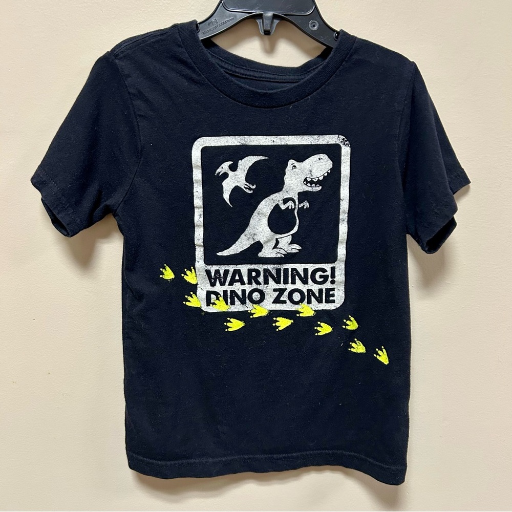 Est 1989 Sz 5T Dino 🦕 Zone Black Gray & Yellow T Shirt GUC